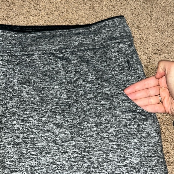 Kuhl Pant Bliss Soft Performance Knit Legging Pant Dark Heather Gray Large - Picture 4 of 9